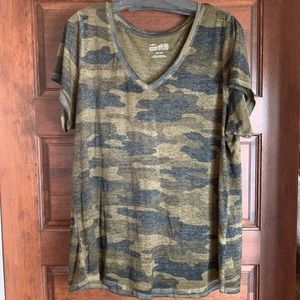 Camo t-shirt
